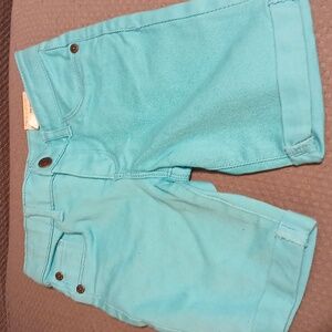 Girls size 5 Bermuda shorts